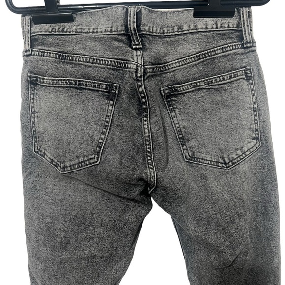 Old Navy Skinny Jeans - Picture 6 of 10
